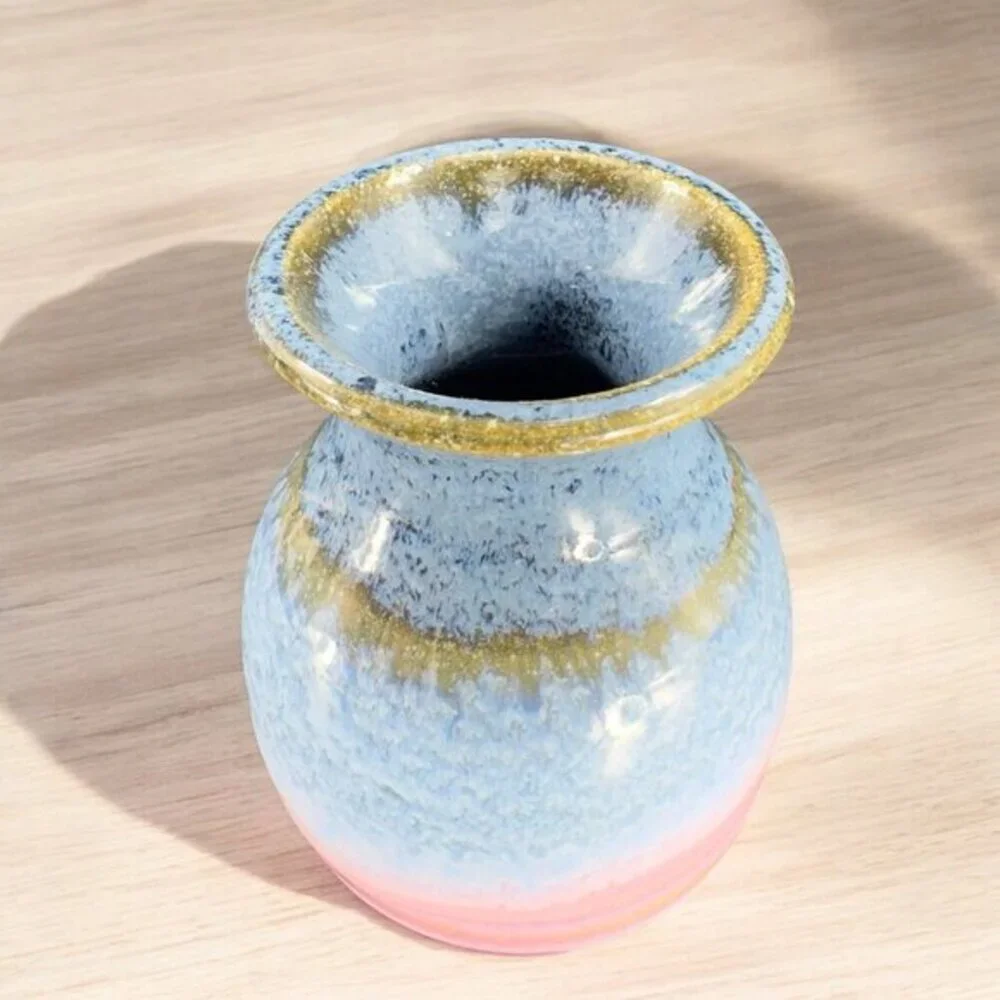 Vintage 1992‎ Hand Made Studio Art Pottery Mini Vase Vessel Artist Signed Vase